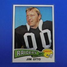 1975 TOPPS FOOTBALL #497 JIM OTTO OAKLAND RAIDERS VERY NICE SHARP