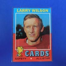 1971 TOPPS FOOTBALL #20 LARRY WILSON ST LOUIS CARDINALS NICE EYE APPEAL SHARP