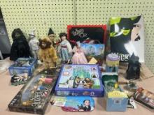 Wizard of OZ lot w/ dolls, collectables