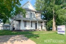 LARGE 2-STORY HOME & CORNER LOT