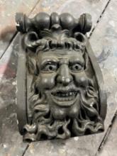 GARGOYLE STUDIOS BUST / DÉCOR