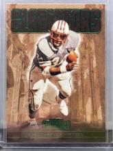 Earl Campbell 2022 Panini Comtenders Gladiatiors Green Foil Insert Parallel #GLD-ECA