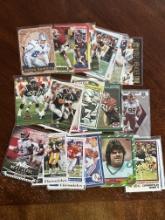 NFL Cards Lot of 25 - Deion, Seau, Favre, Boomer, Owens, Moon, Young