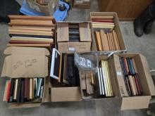 Pallet of picture frames