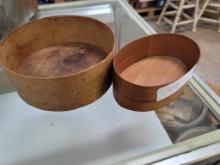 2 shaker wood boxes