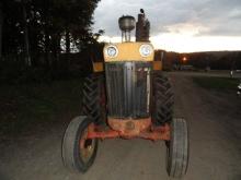 Case 740 Comfort king gas tractor