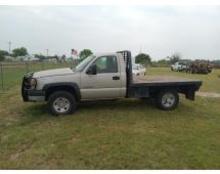 CHEVY 2500 FLATBED TRUCK