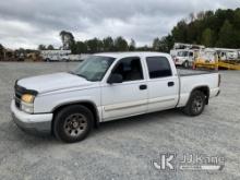 (China Grove, NC) 2007 Chevrolet Silverado 1500 Crew-Cab Pickup Truck Runs & Moves) (Body Damage