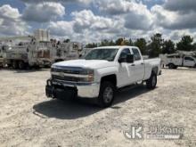 (Villa Rica, GA) 2015 Chevrolet Silverado 2500HD 4x4 Extended-Cab Pickup Truck Runs & Moves) (Body/P