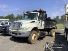 (Albertville, AL) 2005 International 4400 Dump Truck, (Municipality Owned) Not Running, Condition Un