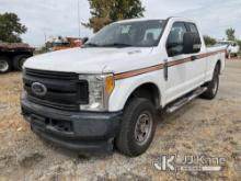 2017 Ford F250 4x4 Extended-Cab Pickup Truck Jump To Start, Idles Rough, Does Not Move) (Bad Engine 