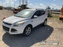 2015 Ford Escape 4x4 4-Door Sport Utility Vehicle Runs & Moves) (Starts and immediately Dies) (Crack