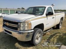 2011 Chevrolet Silverado 2500 4WD Pickup Truck No Battery, Bad Ignition Switch, Condition Unknown) (