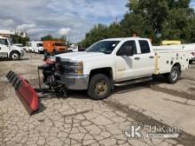 2015 Chevrolet Silverado 2500HD 4x4 Crew-Cab Enclosed Service Truck Runs & Moves) (Check Engine Ligh