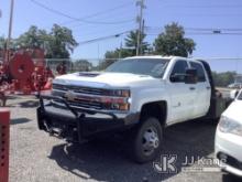 2018 Chevrolet Silverado 3500HD 4x4 Crew-Cab Flatbed Truck Runs & Moves) (Check Engine Light On