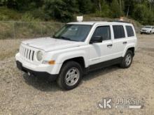 2014 Jeep Patriot 4x4 4-Door Sport Utility Vehicle Runs & Moves) (Stuck In 4WD, Rust Damage