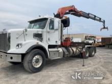 Palfinger PK32080, Hydraulic Knuckle-Boom Crane mounted behind cab on 2011 Freightliner Coronado 122