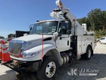 Altec AT41M, Articulating & Telescopic Bucket Truck mounted behind cab on 2018 International 4300 Ut