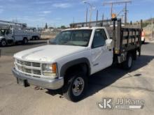 1995 Chevrolet K3500 4x4 Flatbed Truck Runs & Moves)(Paint Damage) (Seller States: Drivable Overall: