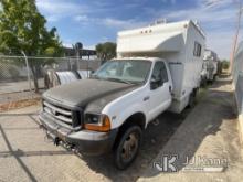 2001 Ford F550 4x4 Enclosed High-Top Service Truck Runs & Moves) (Seller States: Engine Replaced 5,0