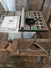 delta bench saw,mitre saw and table