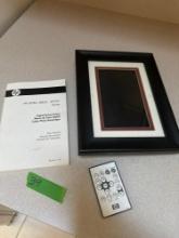 Digital picture frame