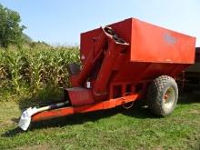 KILBROS 800 GRAIN CART, GOOD AUGER W/ DIAMOND FLOTATION TIRES