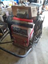 LINCOLN WELDAN POWER 225 G7 GAS PORTABLE WELDER, 2 CYL. ONAN, RUNS!