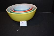 Pyrex Primary 4-Piece Mixing Bowl Set; Very Nice