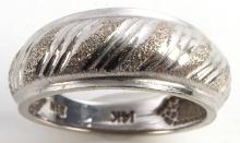 14K WHITE GOLD ORNATE BAND RING SZ 6