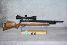 Benjamin Air Rifle  Marauder  Mod BP2563  Cal .25  W/Weaver 3-15x Scope