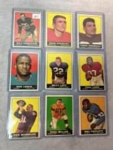 (9) 1961 Topps Football Cards