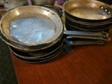 Medium Frying Pans