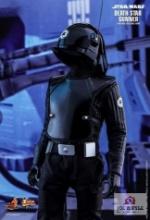 Hot Toys MMS413 "SW4: Death Star Gunner" Action Figure