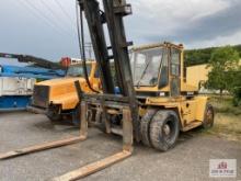 1994 Caterpillar V225C Forklift