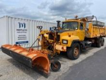 1999 Mack RD688S T/A Dump Truck with Plow/Spreader