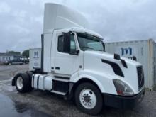 2012 Volvo Day Cab S/A Road Tractor