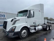 2015 Volvo VNL Sleeper T/A Road Tractor