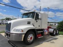 2013 Mack CXU613 Sleeper Tractor Truck