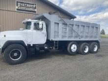 1994 Mack DM685S Dump Truck