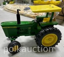 JOHN DEERE 4620 ROPS TOY1/16 SCALE w/ BOX