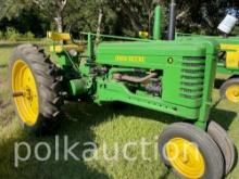 JOHN DEERE B, STYLED (SN#293045)