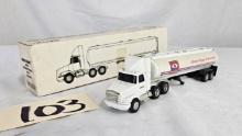 1/64th Ertl Holiday Stations GMC Aero Conventional with Tanker