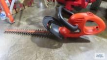 Black & Decker electric 18-in hedge trimmers