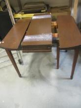 Drexel Mahogany Drop Leaf Table w/4 12" Extra Leafs