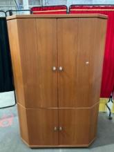 Design Furniture Mfg. Mid-Century Modern Style Teak Media Cabinet w/ Unique Shape. See pics.