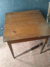 Custom Pine Table with Tapered Legs