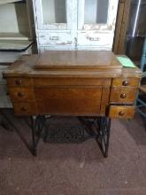 Antique Oak Singer Sewing Machine