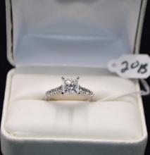 BEAUTIFUL LADIES 2 CTTW PRINCESS DIAMOND 14K RING