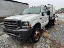 2004 Ford F-450 Pickup Truck